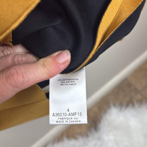 ARTHUR MENDONÇA Elegant Gold Sleeveless sheath Dress 4 - Picture 8 of 9